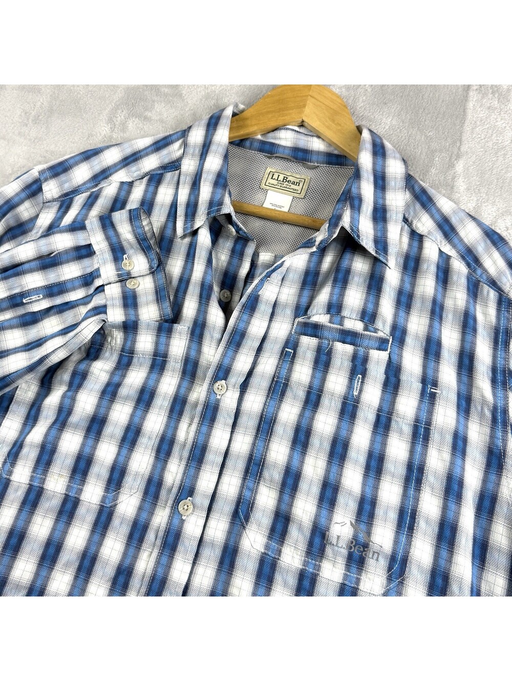 L.L Bean No Fly Zone Fishing Button Shirts Lightweight Men Size L Mesh Roll up